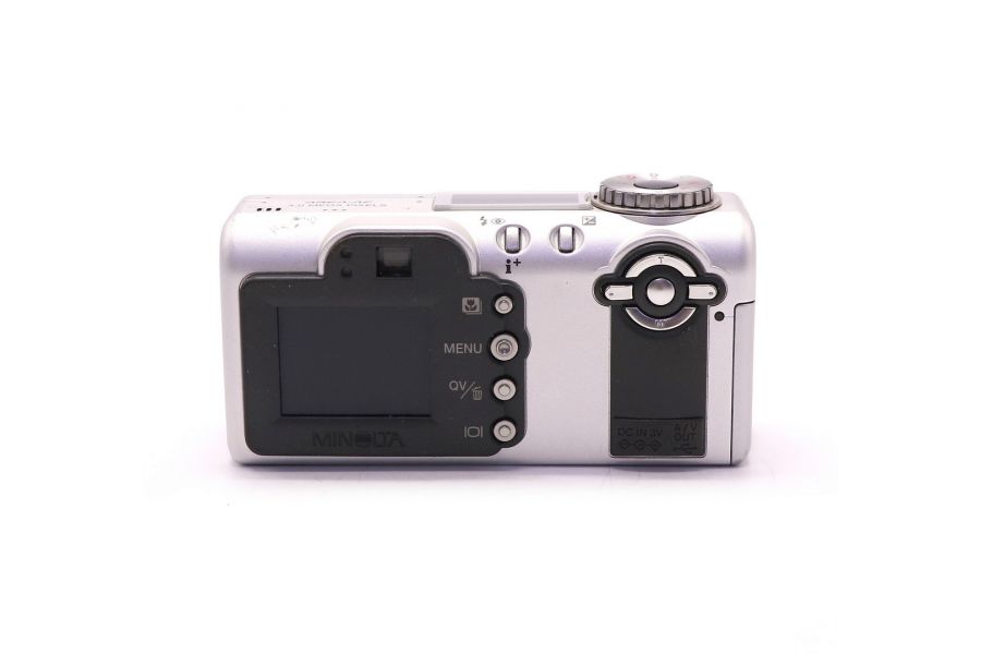 Minolta Dimage F100 в упаковке