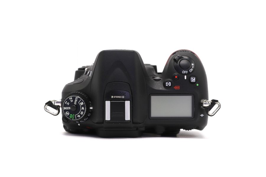 Камера Nikon D7100 body в упаковке (пробег 4320 кадров)