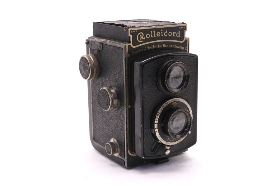 Rolleicord I Type 2 + Triotar 3.8/75mm (Germany)