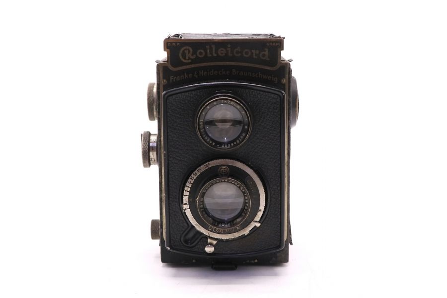 Rolleicord I Type 2 + Triotar 3.8/75mm (Germany)