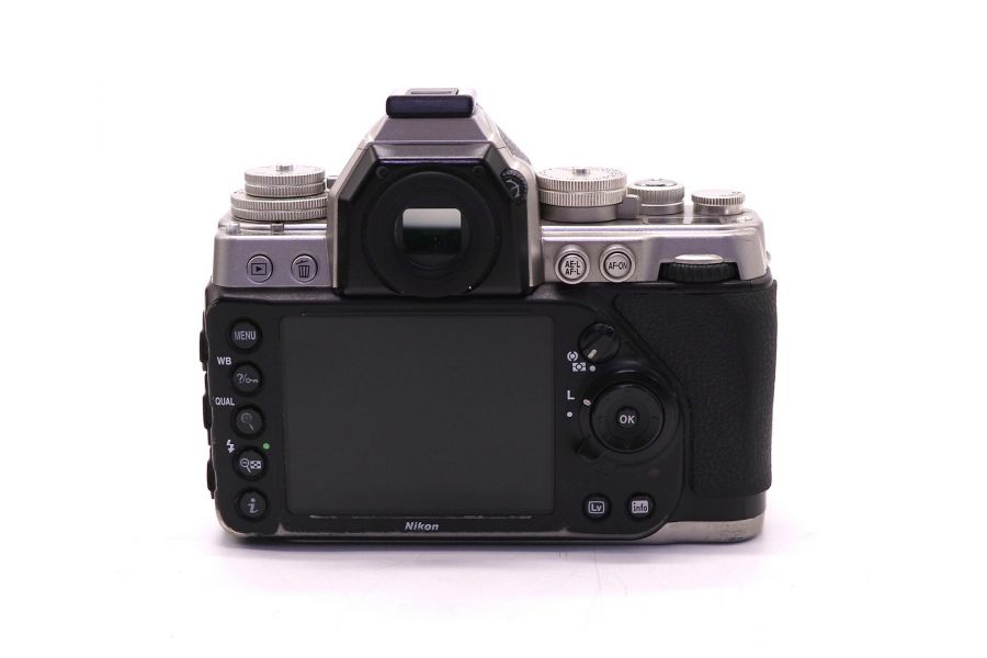 Nikon Df body в упаковке (пробег 218045 кадров)