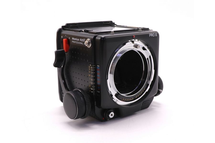 Среднеформатный фотоаппарат Mamiya RZ67 Pro II body