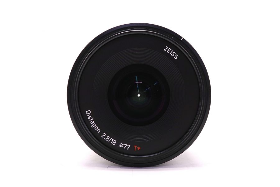 Carl Zeiss Batis Distagon 18mm f/2.8 T* Sony E в упаковке