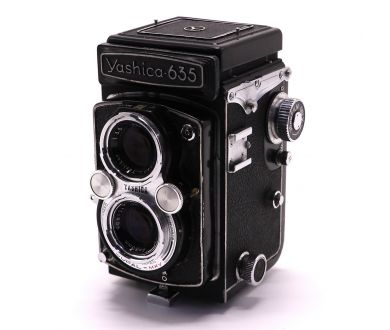 Плёночный фотоаппарат Yashica 635 (Japan)