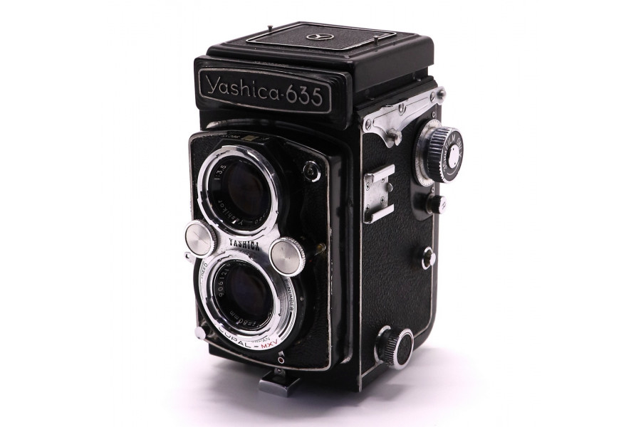 Плёночный фотоаппарат Yashica 635 (Japan)