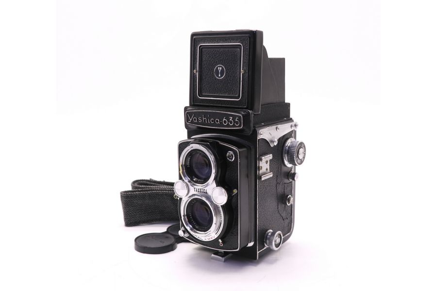 Плёночный фотоаппарат Yashica 635 (Japan)