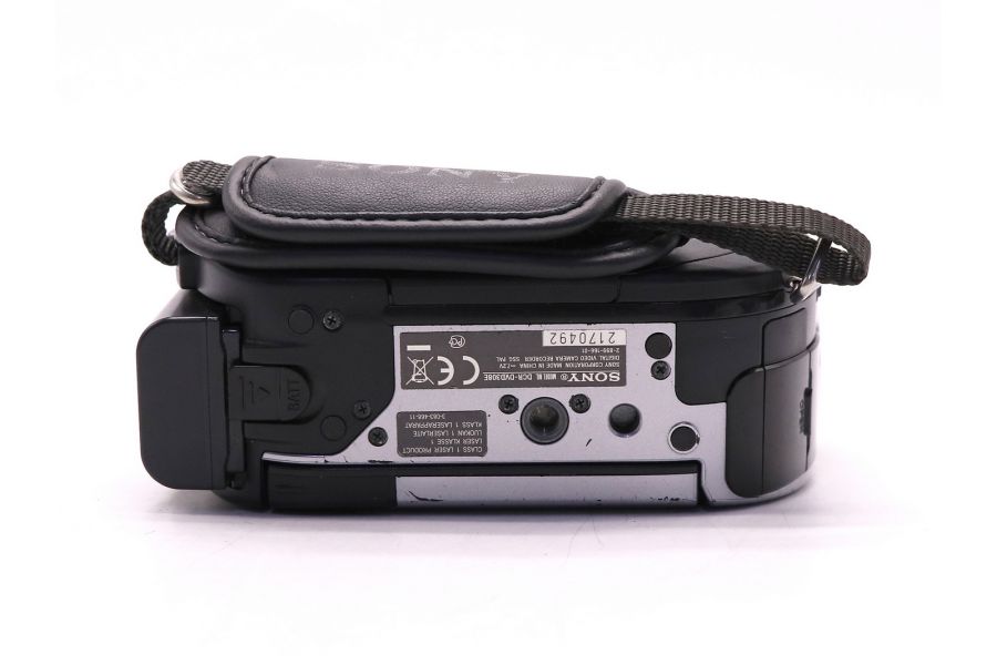 Видеокамера компактная Sony DCR-DVD308E Handycam