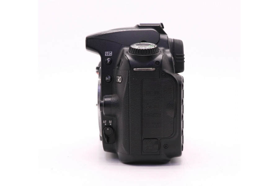 Фотоаппарат Nikon D90 body (пробег 46970 кадров)