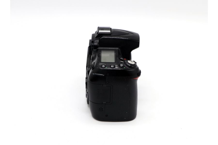 Фотоаппарат Nikon D90 body (пробег 44090 кадров)