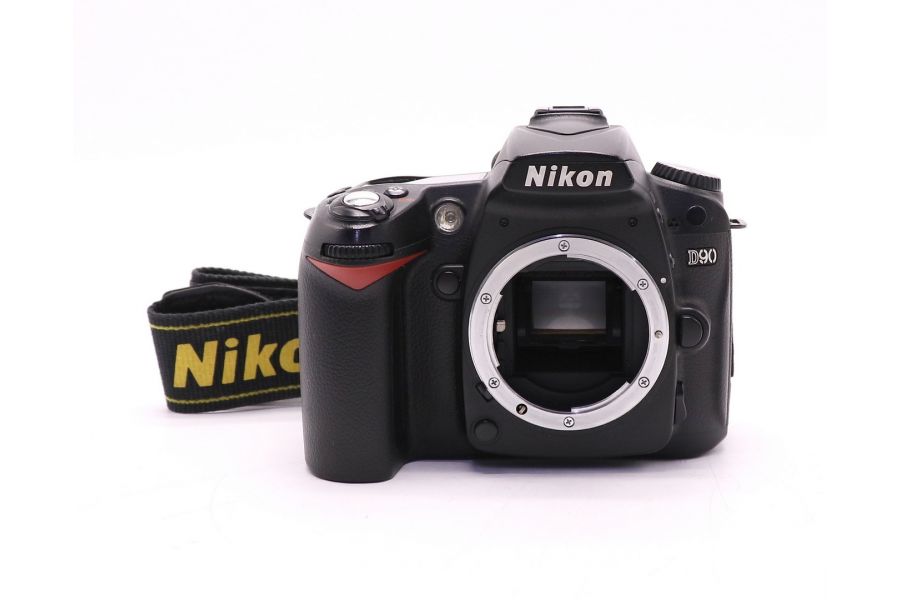 Фотоаппарат Nikon D90 body (пробег 46970 кадров)