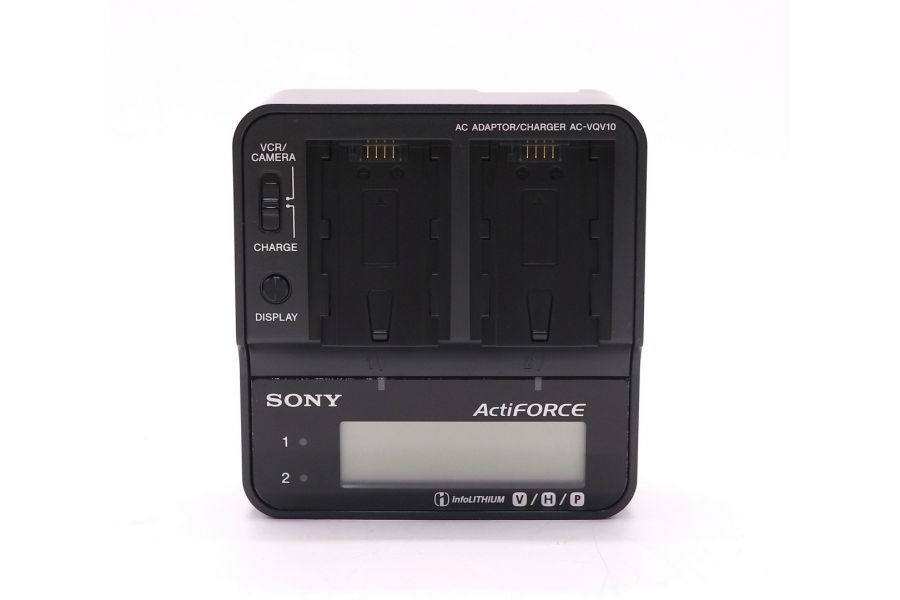 Зарядное устройство Sony AC-VQV10 в упаковке