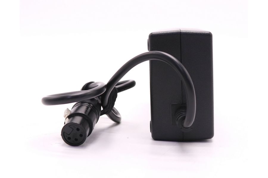 Сетевой адаптер Canon AC-E19 в упаковке