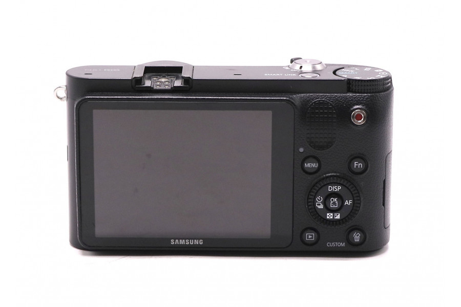 Компактный фотоаппарат Samsung NX1000 body