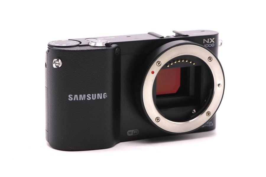 Компактный фотоаппарат Samsung NX1000 body