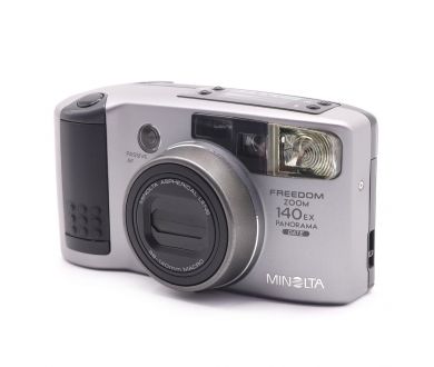Компактная камера Minolta Freedom Zoom 140EX