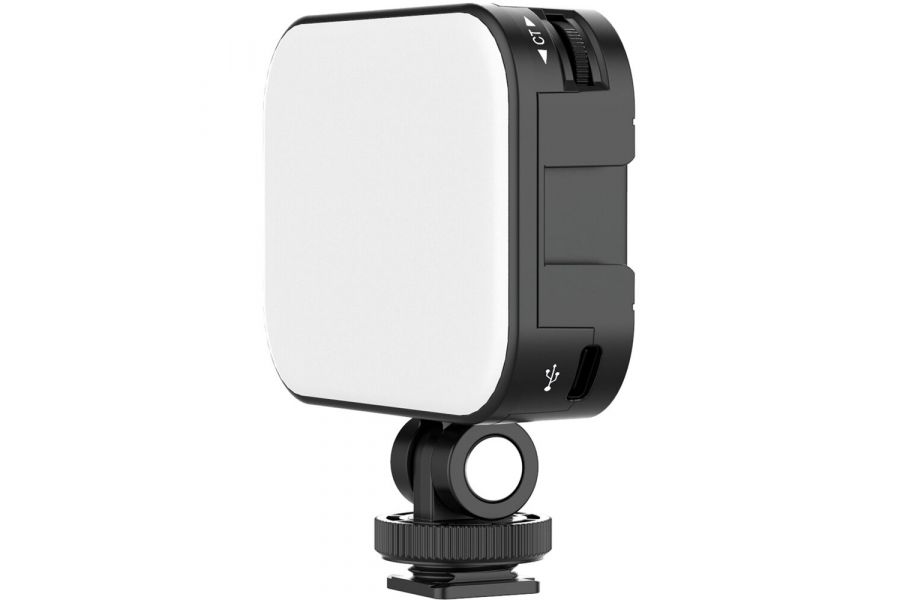 Мощный и компактный осветитель Ulanzi VIJIM VL100C