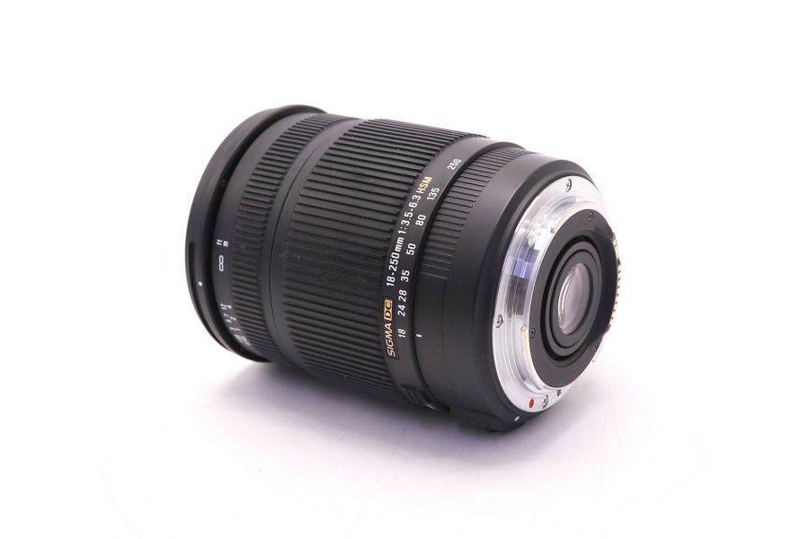 Sigma AF 18-250mm f/3.5-6.3 DC OS HSM для Canon неисправный