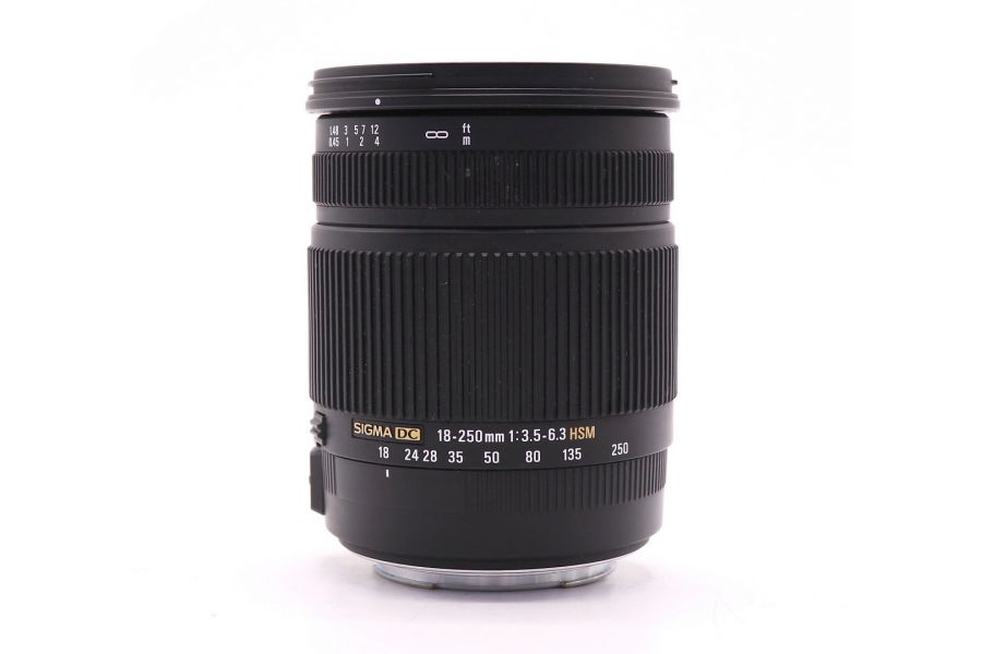 Sigma AF 18-250mm f/3.5-6.3 DC OS HSM для Canon неисправный