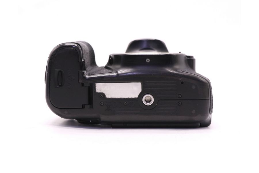 Canon EOS 60D body (пробег 330910 кадров)