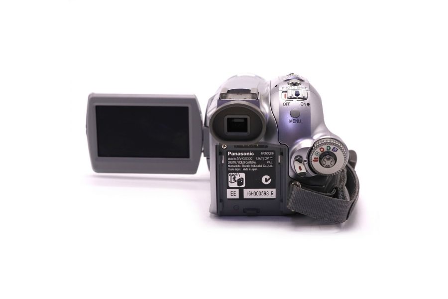 Видеокамера Panasonic NV-GS300 с 3 CCD-матрицами