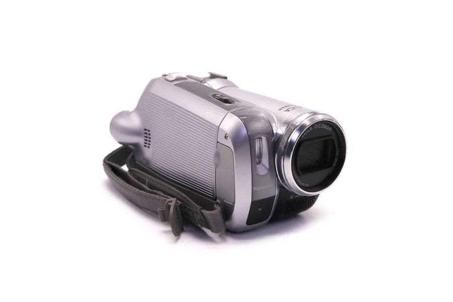 Видеокамера Panasonic NV-GS300 с 3 CCD-матрицами