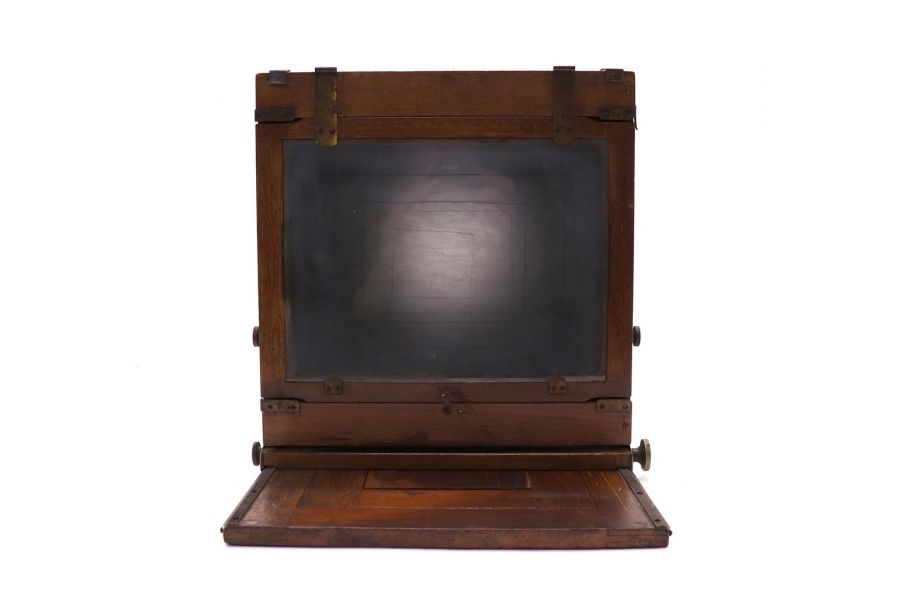 Форматная камера 18x24 Анатолий Вернеръ (Германия)