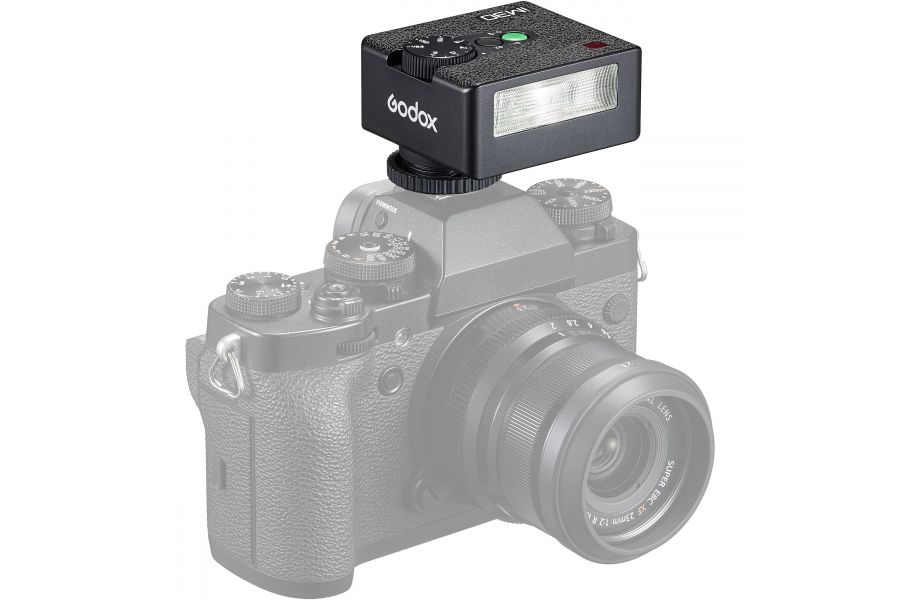 Компактная и мощная вспышка Godox iM30 для съемки