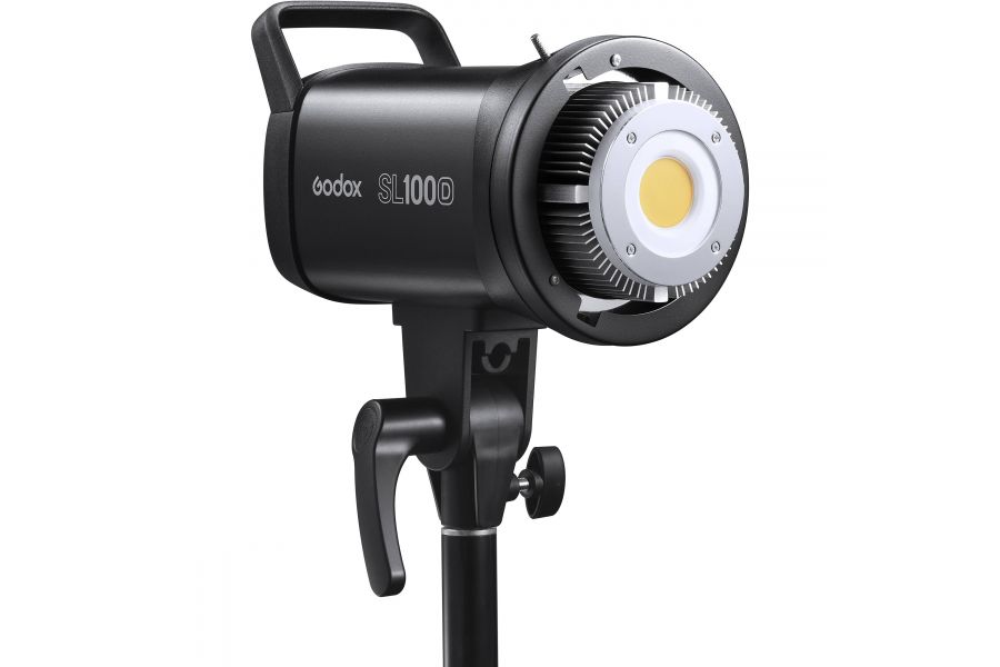 Мощный и компактный свет для съемки Godox SL100D