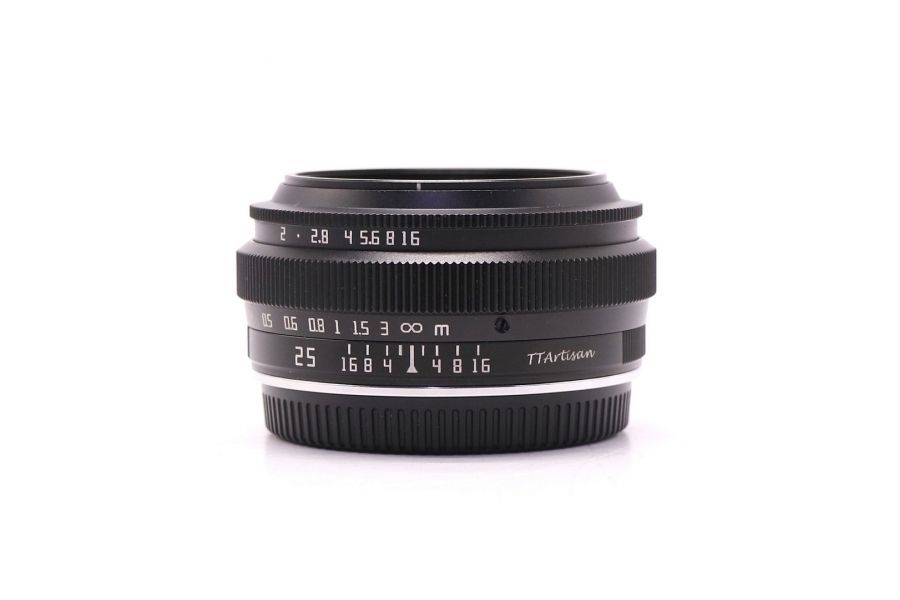 TTartisan 25mm f/2 APS-C для Micro 4/3 в упаковке