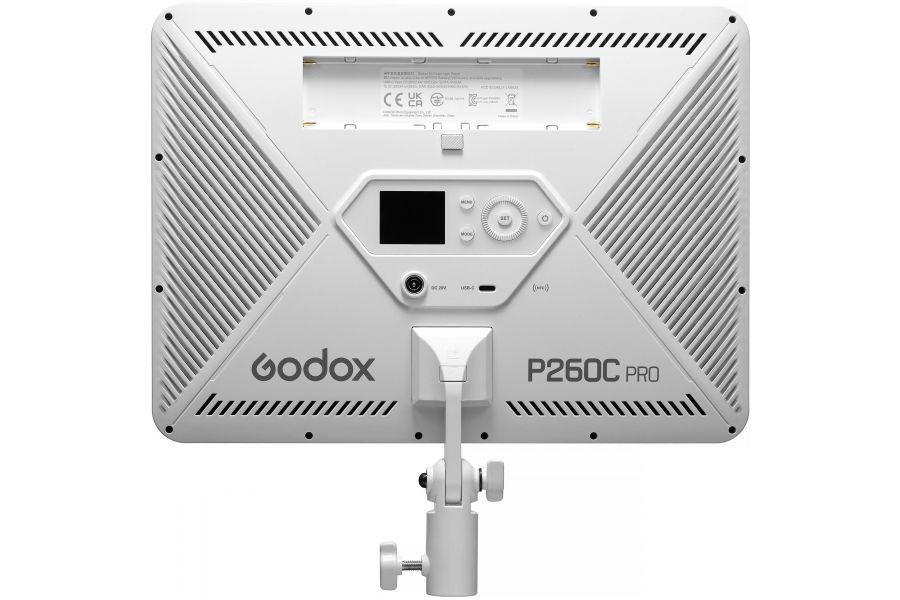 Осветитель светодиодный Godox P260C Pro 2800K-6500K