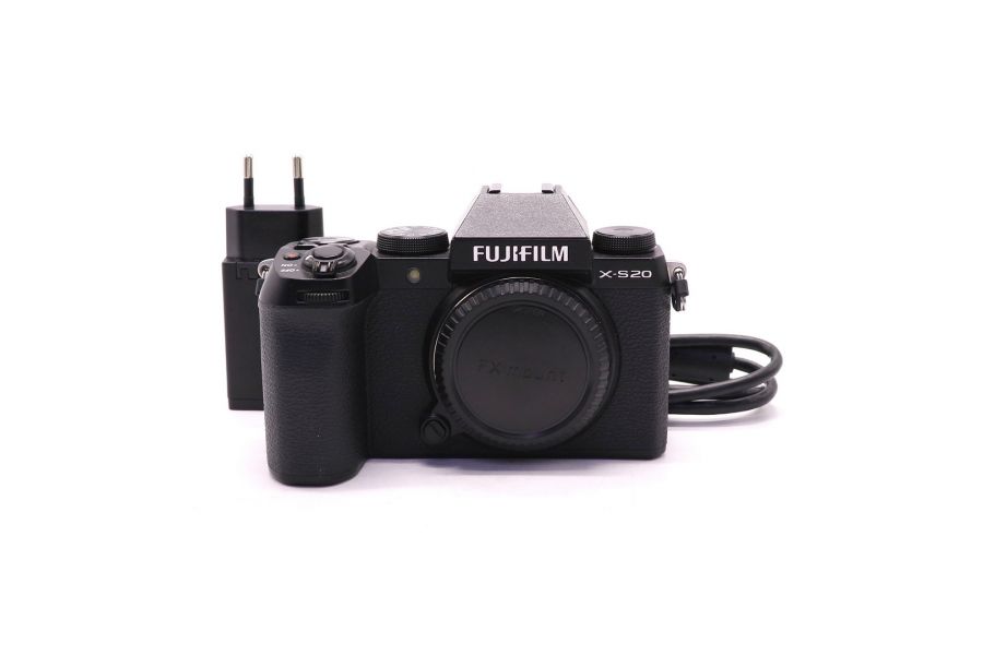 Fujifilm X-S20 body (пробег 4390 кадров)