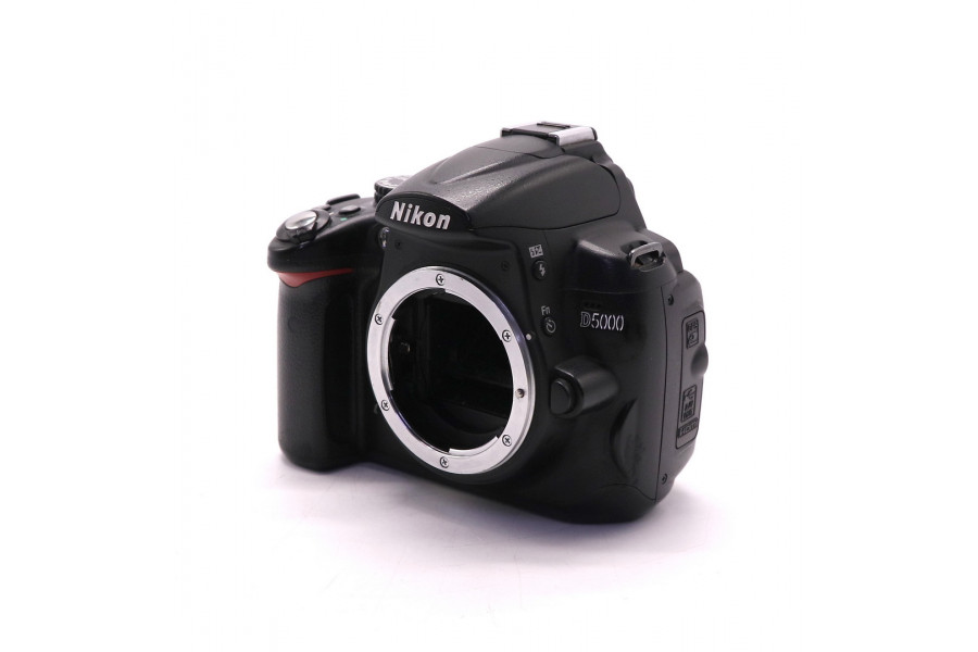 Фотоаппарат Nikon D5000 body (пробег 16090 кадров)