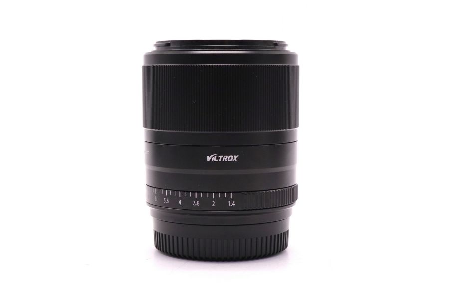 Объектив Viltrox AF 56mm f/1.4 для Fujifilm FX в упаковке