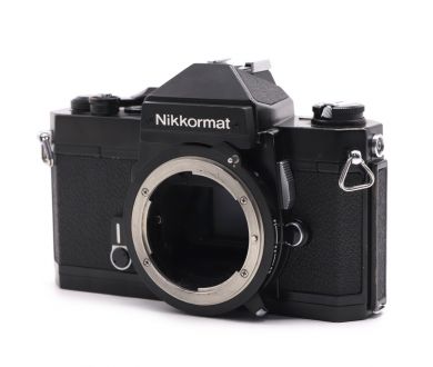 Зеркальный плёночный Nikkormat FT2 body черный