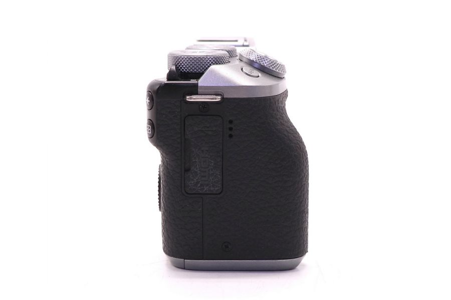 Canon EOS M6 Mark II body (пробег 3855 кадров)