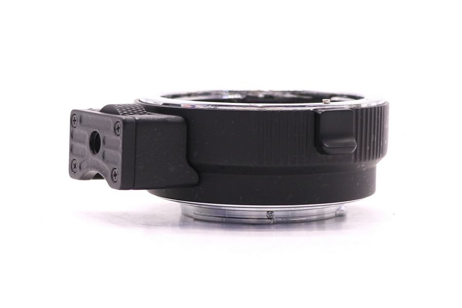 Adapter Auto Focus Soonpho EF-EOS M в упаковке