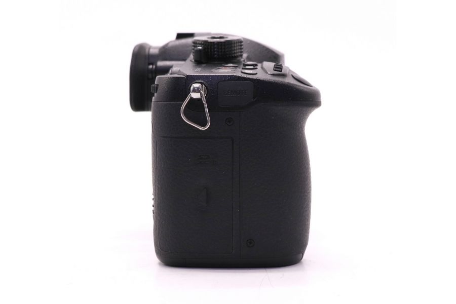 Panasonic Lumix GH5 body (пробег 1225 кадров)