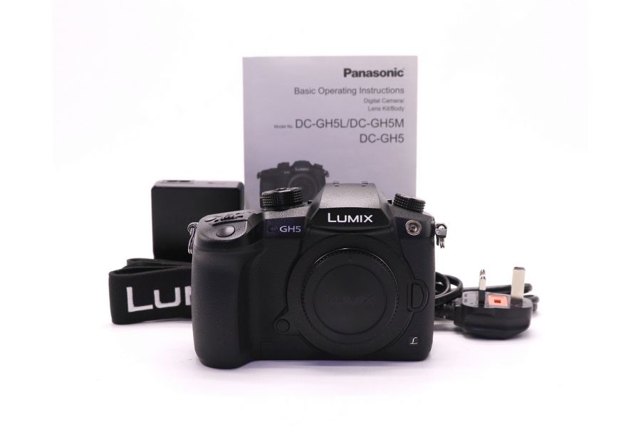 Panasonic Lumix GH5 body (пробег 1225 кадров)