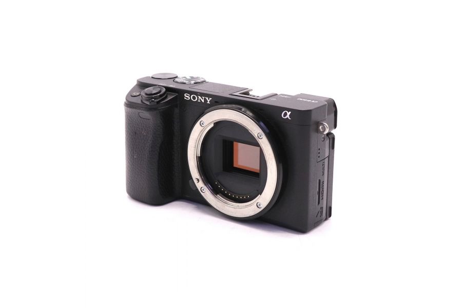 Фотоаппарат Sony A6400 body (пробег 22180 кадров)