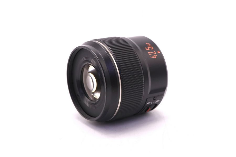 Объектив YongNuo 42.5mm f/1.7M II для Micro 4/3 (2023)