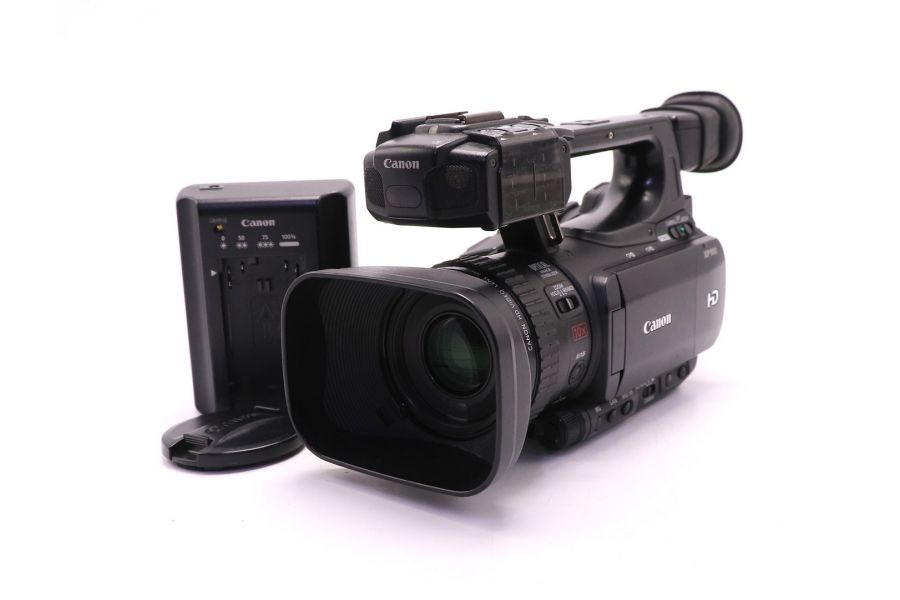 Видеокамера Canon XF100 (пробег 375 часов)