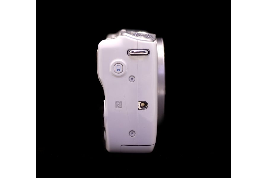 Фотокамера компактная Canon EOS M10 body