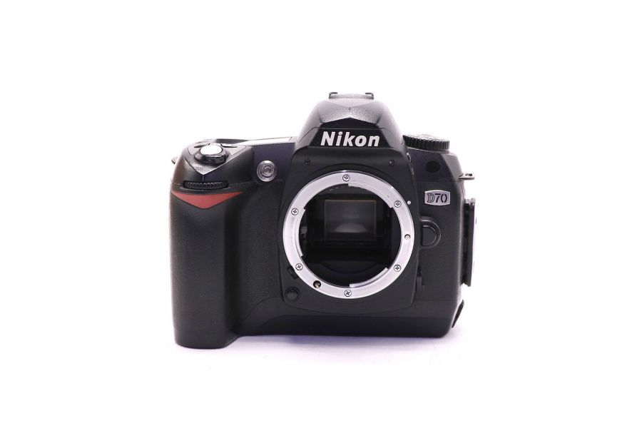 Nikon D70 body в упаковке (пробег 51310 кадров)