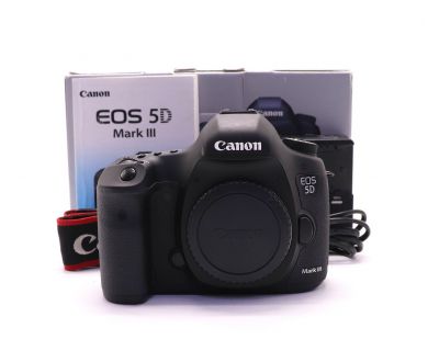 Canon EOS 5D Mark III body в упаковке (пробег 11000 кадров)