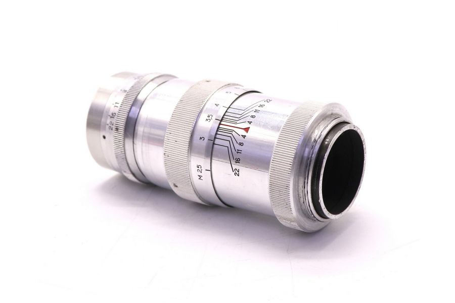 Sonnar 4/13.5cm Carl Zeiss Jena  (Germany, 1948)