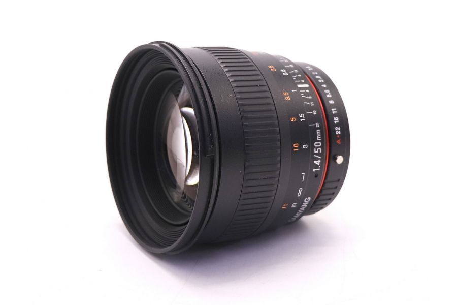 Samyang 50mm f/1.4 AS UMC Pentax K в упаковке