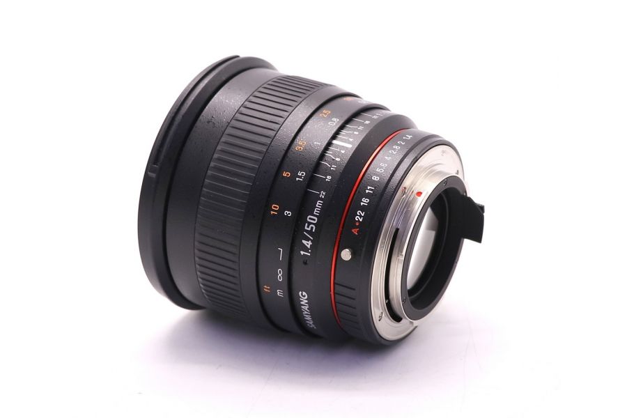 Samyang 50mm f/1.4 AS UMC Pentax K в упаковке