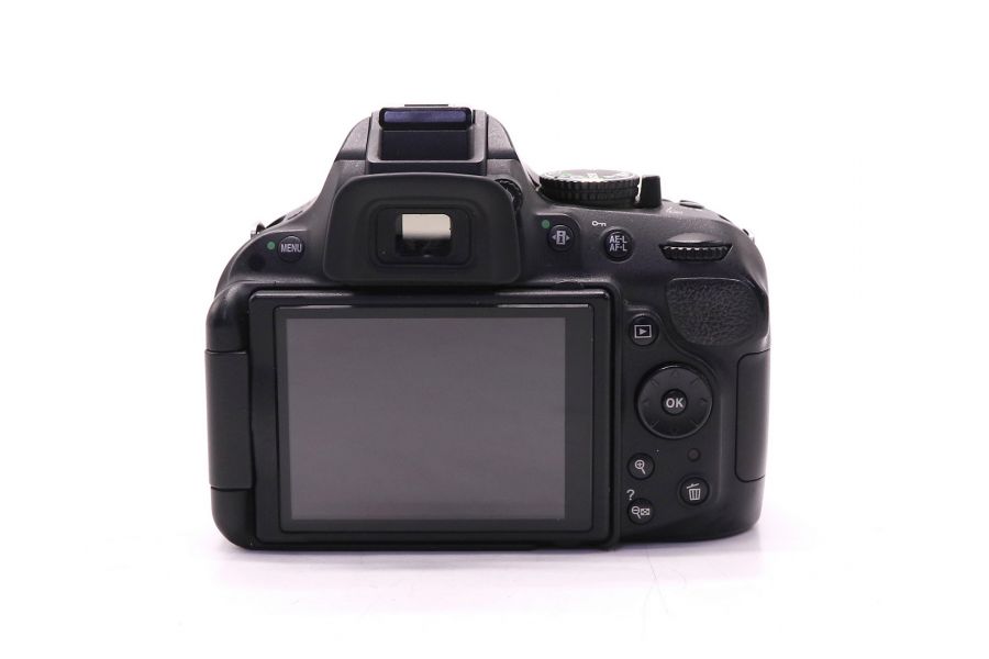 Фотокамера Nikon D5200 body (пробег 20000 кадров)