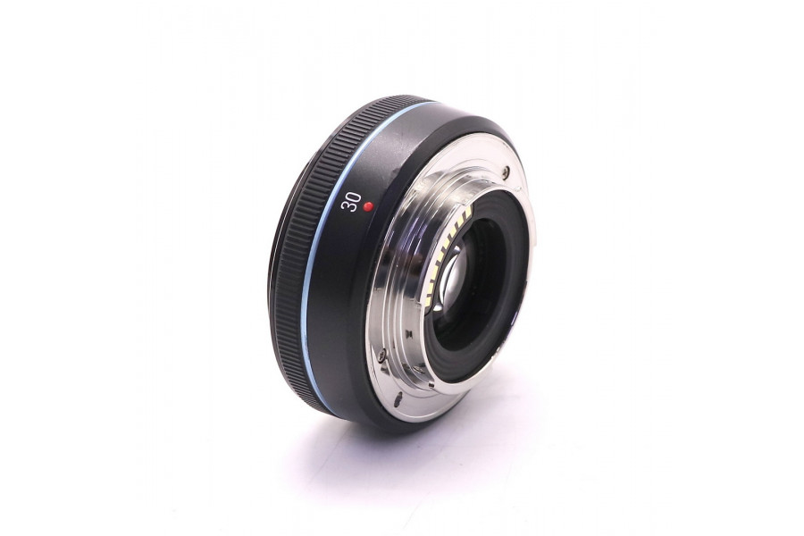 Светосильный компактный объектив Samsung 30mm f/2
