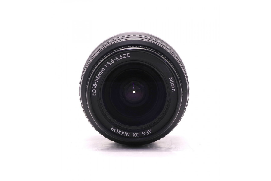 Цифровой Nikon 18-55mm f/3.5-5.6G II AF-S ED DX